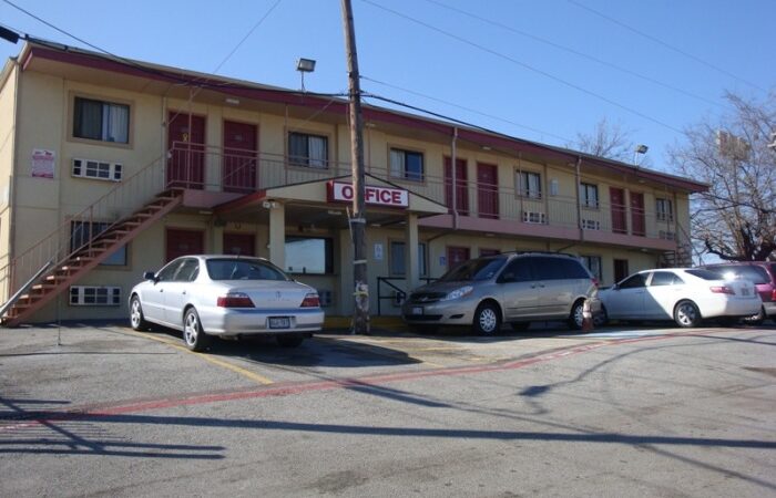 Dalworth Motel: Hospitality and Comfort